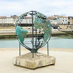 Holiday home Comfortable Stay, Sea & Within Walking Distance *