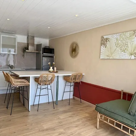 펜션 Comfortable Stay, Sea & Within Walking Distance *