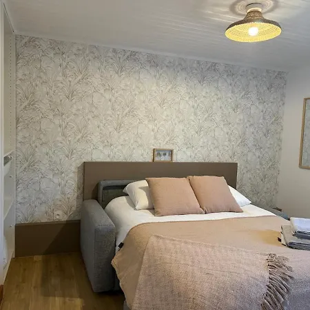 בית נופש Comfortable Stay, Sea & Within Walking Distance *